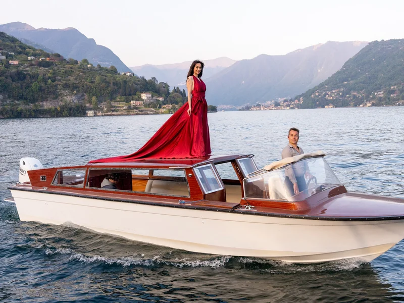 Limo Taxi — Venetian Limousine Taxi